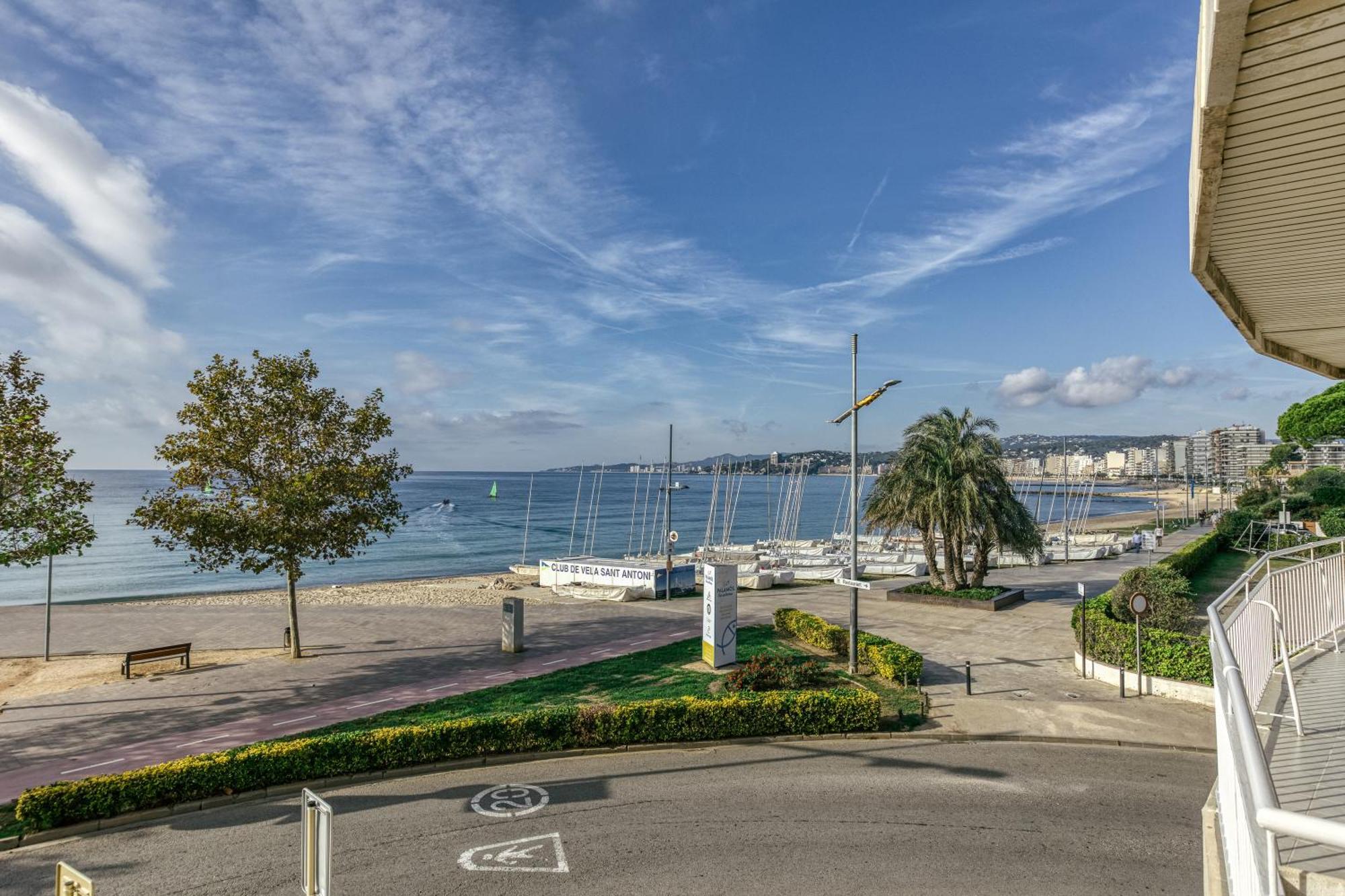 Carrer Del Mar Apartamento Palamós Exterior foto